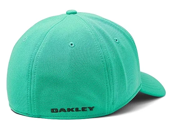 https://images.styletyx.com/images/tincan-cap-oakley-13331222_2.webp