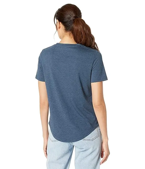 https://images.styletyx.com/images/treeblend-v-neck-t-shirt-tentree-2198720_2.webp