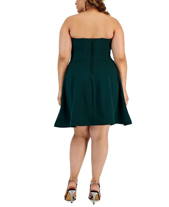 https://images.styletyx.com/images/trendy-plus-size-strapless-bustier-dress-b-darlin-3330291_2.webp
