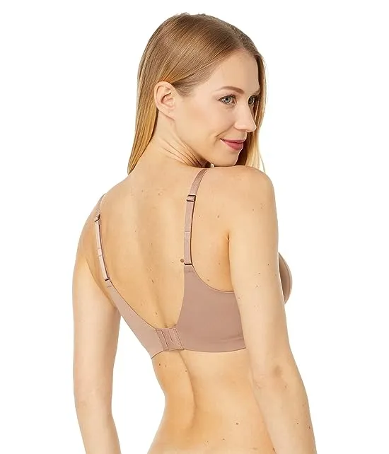 https://images.styletyx.com/images/trifecta-wireless-spanx-12934857_2.webp