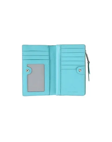 https://images.styletyx.com/images/turquoise-leather-wallet-piquadro-2448192_2.webp