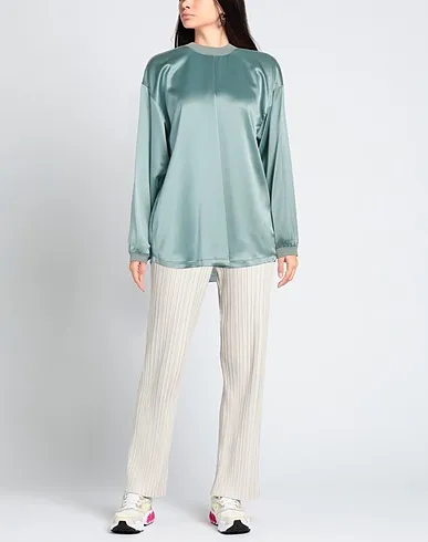 https://images.styletyx.com/images/turquoise-satin-blouse-isabelle-blanche-paris-1004369568_2.webp