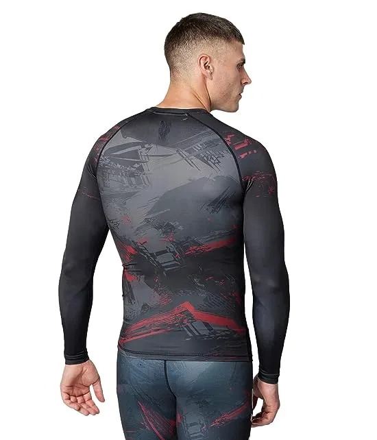 https://images.styletyx.com/images/ufc-venum-authentic-fight-week-2-0-long-sleeve-rashguard-venum-2252178_2.webp