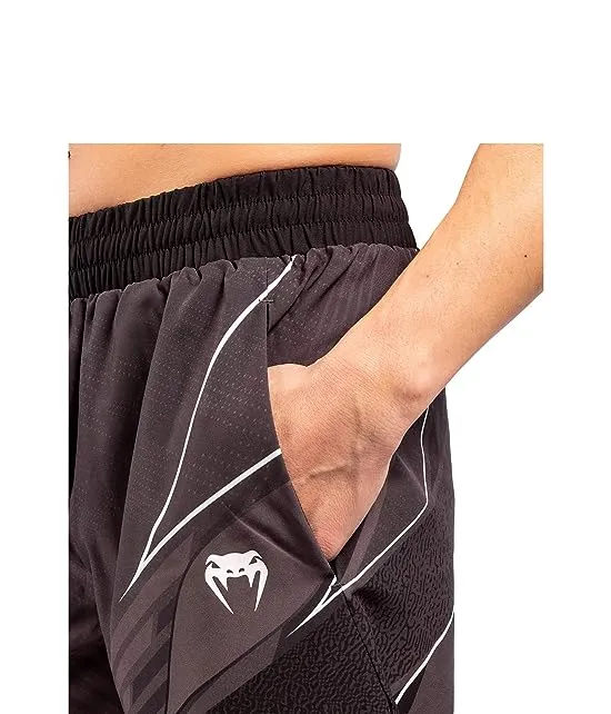 https://images.styletyx.com/images/ufc-venum-replica-shorts-venum-1747705_5.webp