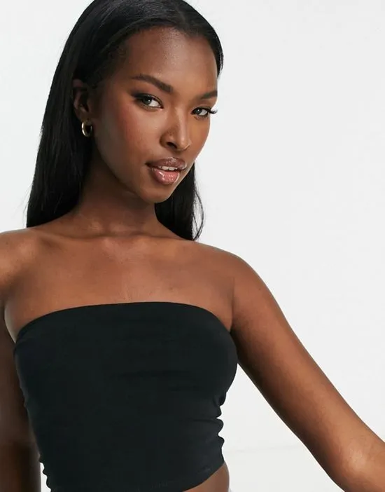 https://images.styletyx.com/images/ultimate-crop-bandeau-top-in-black-asos-design-2934476_3.webp
