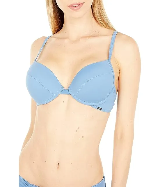 https://images.styletyx.com/images/underwire-molded-top-quintsoul-swimwear-1772862_3.webp