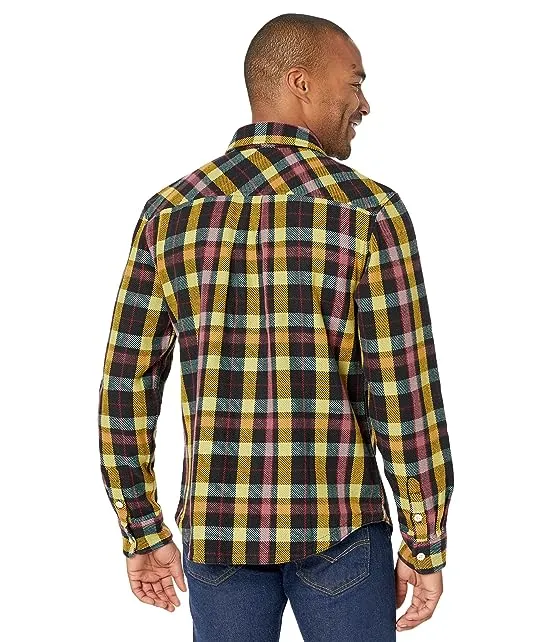 https://images.styletyx.com/images/valley-twill-flannel-shirt-the-north-face-2412953_2.webp