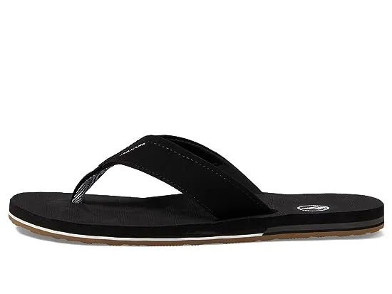 https://images.styletyx.com/images/victor-sandals-volcom-874848416_4.webp