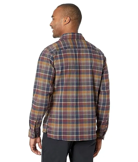 https://images.styletyx.com/images/voyager-onetm-long-sleeve-shirt-mountain-hardwear-2569489_2.webp
