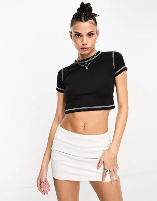 https://images.styletyx.com/images/washed-black-crop-t-shirt-with-contrast-stitch-daisy-street-1839207213_1.webp