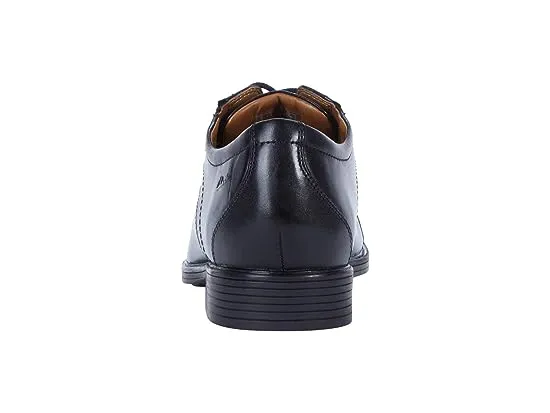 https://images.styletyx.com/images/whiddon-cap-clarks-13646619_5.webp