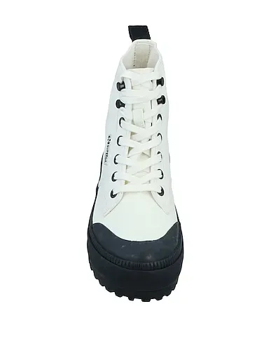 https://images.styletyx.com/images/white-canvas-ankle-boot-superga-1393718_4.webp