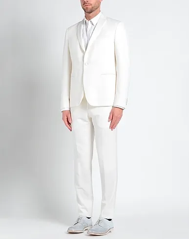 https://images.styletyx.com/images/white-cool-wool-suits-pal-zileri-cerimonia-724170_2.webp