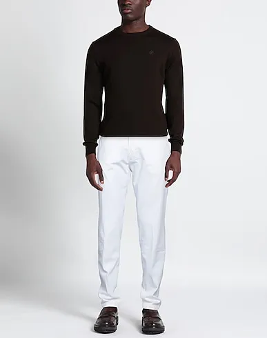 https://images.styletyx.com/images/white-cotton-twill-casual-pants-luigi-borrelli-napoli-13228317_2.webp