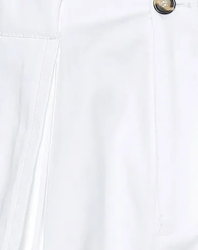 https://images.styletyx.com/images/white-cotton-twill-casual-pants-wales-bonner-2264993_4.webp