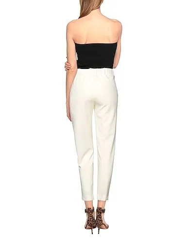 https://images.styletyx.com/images/white-crepe-casual-pants-alpha-studio-1166616_3.webp