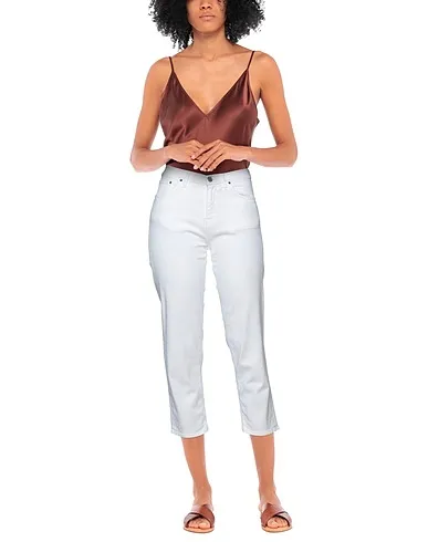 https://images.styletyx.com/images/white-denim-denim-pants-haikure-1698994_2.webp