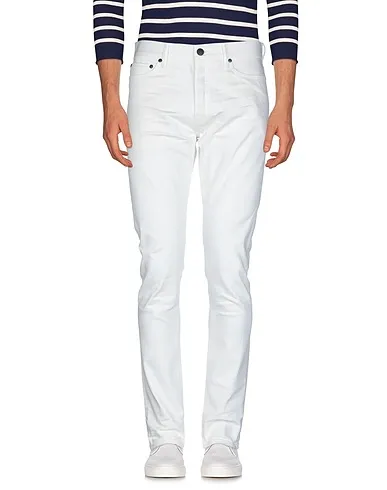 https://images.styletyx.com/images/white-denim-denim-pants-john-elliott-1517571_2.webp
