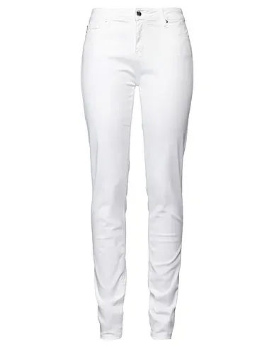https://images.styletyx.com/images/white-denim-denim-pants-love-moschino-3230045_1.webp