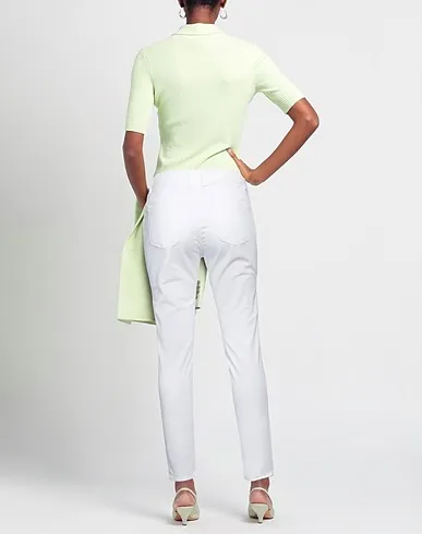 https://images.styletyx.com/images/white-denim-denim-pants-noir-n-bleu-13225780_3.webp