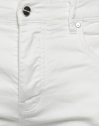 https://images.styletyx.com/images/white-gabardine-5-pocket-hamaki-ho-13152242_4.webp