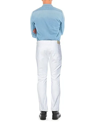 https://images.styletyx.com/images/white-gabardine-casual-pants-iceberg-538967_3.webp