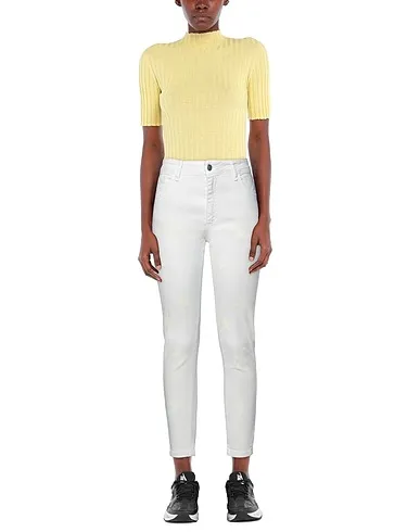 https://images.styletyx.com/images/white-gabardine-casual-pants-one-inf-1417189_2.webp