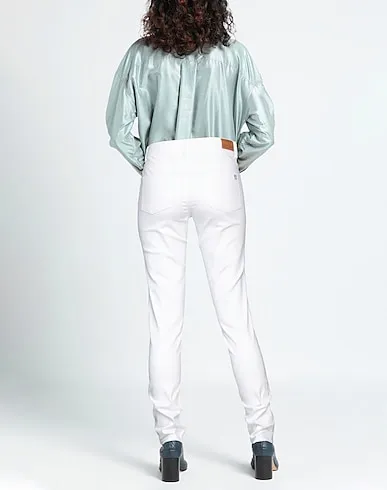 https://images.styletyx.com/images/white-gabardine-casual-pants-silvian-heach-3225429_3.webp