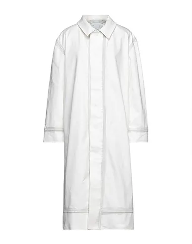 https://images.styletyx.com/images/white-gabardine-full-length-jacket-10sei0otto-1382900_1.webp