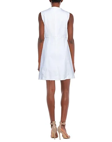 https://images.styletyx.com/images/white-gabardine-short-dress-tessa-1541791_3.webp