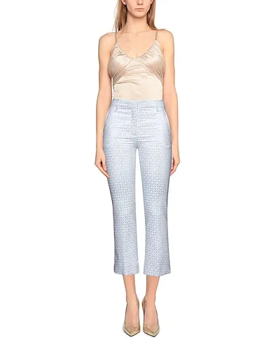 https://images.styletyx.com/images/white-jacquard-casual-pants-room-52-1587433_2.webp