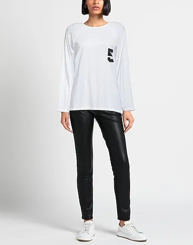 https://images.styletyx.com/images/white-jersey-t-shirt-5preview-13295482_2.webp