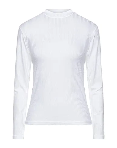 https://images.styletyx.com/images/white-jersey-t-shirt-eytys-706353_1.webp