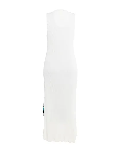 https://images.styletyx.com/images/white-knitted-long-dress-roberto-cavalli-407320_2.webp