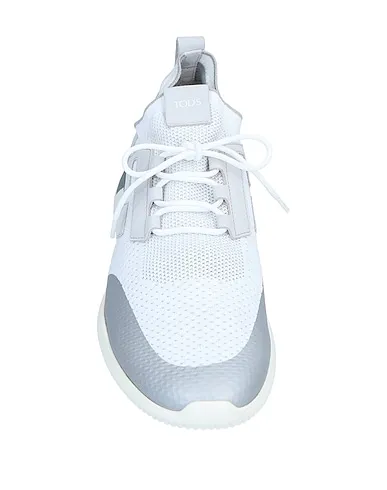 https://images.styletyx.com/images/white-knitted-sneakers-tod-s-no-code-1622964_4.webp