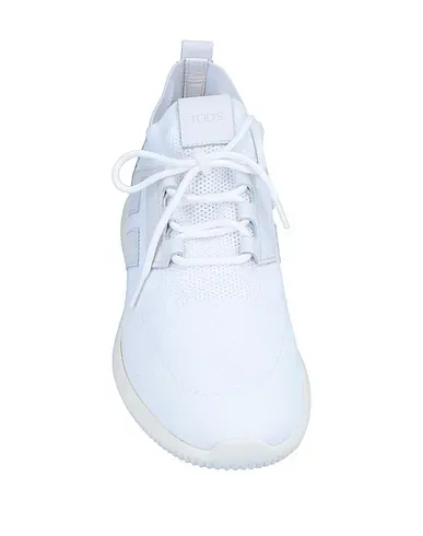 https://images.styletyx.com/images/white-knitted-sneakers-tod-s-no-code-940369779_4.webp