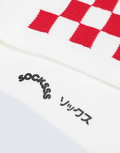 https://images.styletyx.com/images/white-knitted-socksss-2949388_2.webp