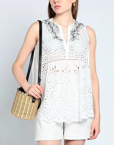 https://images.styletyx.com/images/white-lace-top-ermanno-firenze-453470570_4.webp