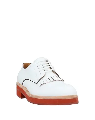https://images.styletyx.com/images/white-laced-shoes-dsquared2-1563623_2.webp