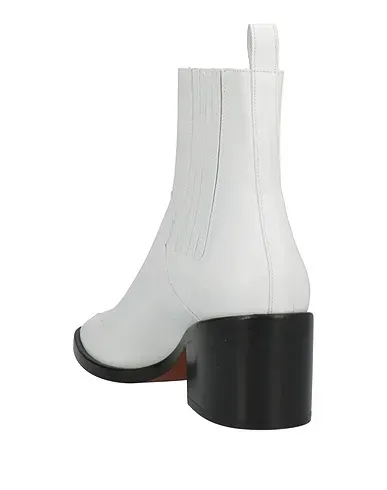 https://images.styletyx.com/images/white-leather-ankle-boot-clergerie-710950799_3.webp