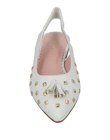 https://images.styletyx.com/images/white-leather-ballet-flats-marc-cain-13077817_4.webp