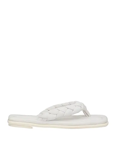 https://images.styletyx.com/images/white-leather-flip-flops-181-13282864_1.webp