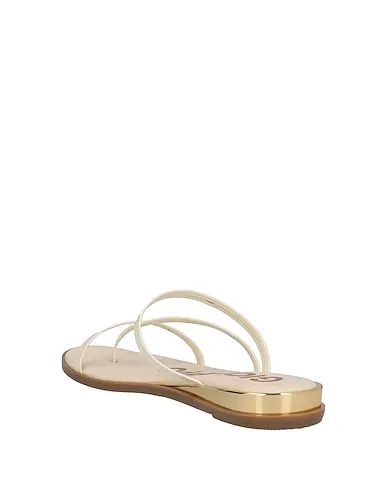 https://images.styletyx.com/images/white-leather-flip-flops-gioseppo-12920109_3.webp