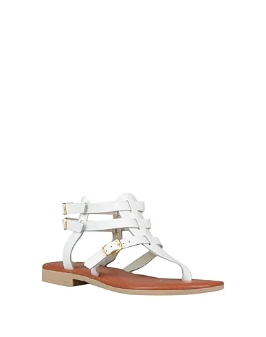 https://images.styletyx.com/images/white-leather-flip-flops-mare-e-mare-872519777_2.webp