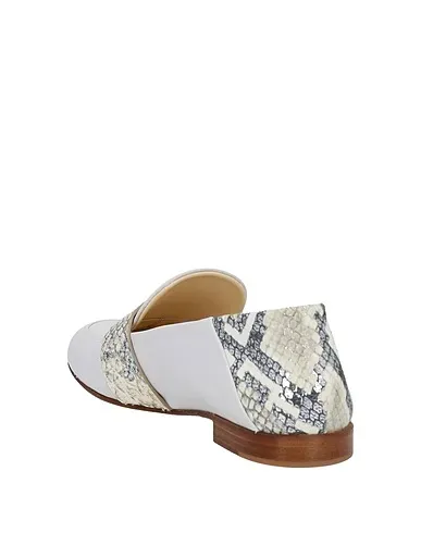 https://images.styletyx.com/images/white-leather-loafers-fabi-13075621_3.webp