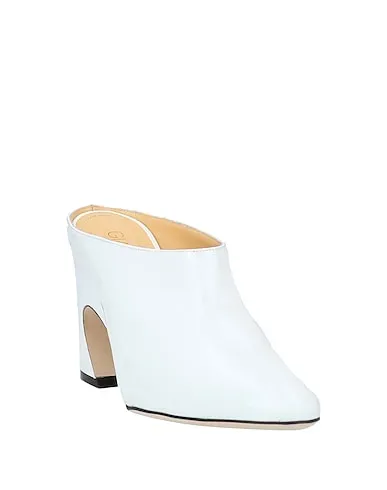 https://images.styletyx.com/images/white-leather-mules-and-clogs-giannico-634910_2.webp