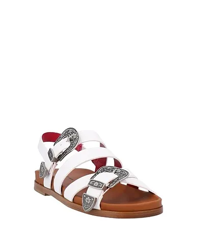 https://images.styletyx.com/images/white-leather-sandals-181-12989648_2.webp