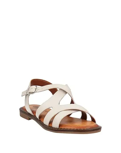 https://images.styletyx.com/images/white-leather-sandals-igi-co-13293846_2.webp
