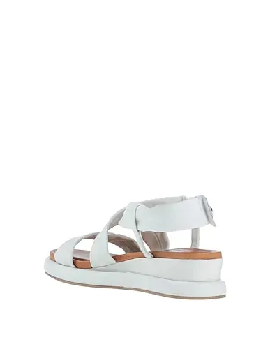 https://images.styletyx.com/images/white-leather-sandals-inuovo-13103304_3.webp