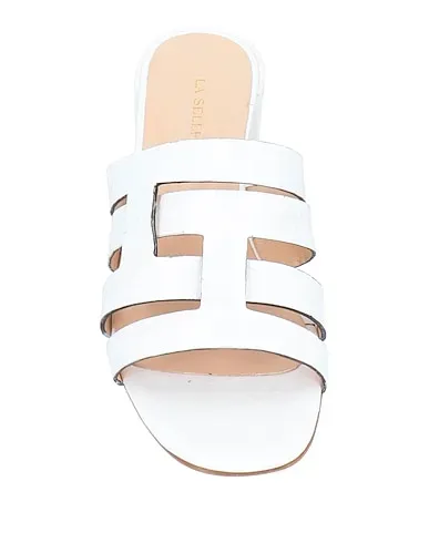 https://images.styletyx.com/images/white-leather-sandals-la-sellerie-1004914063_4.webp